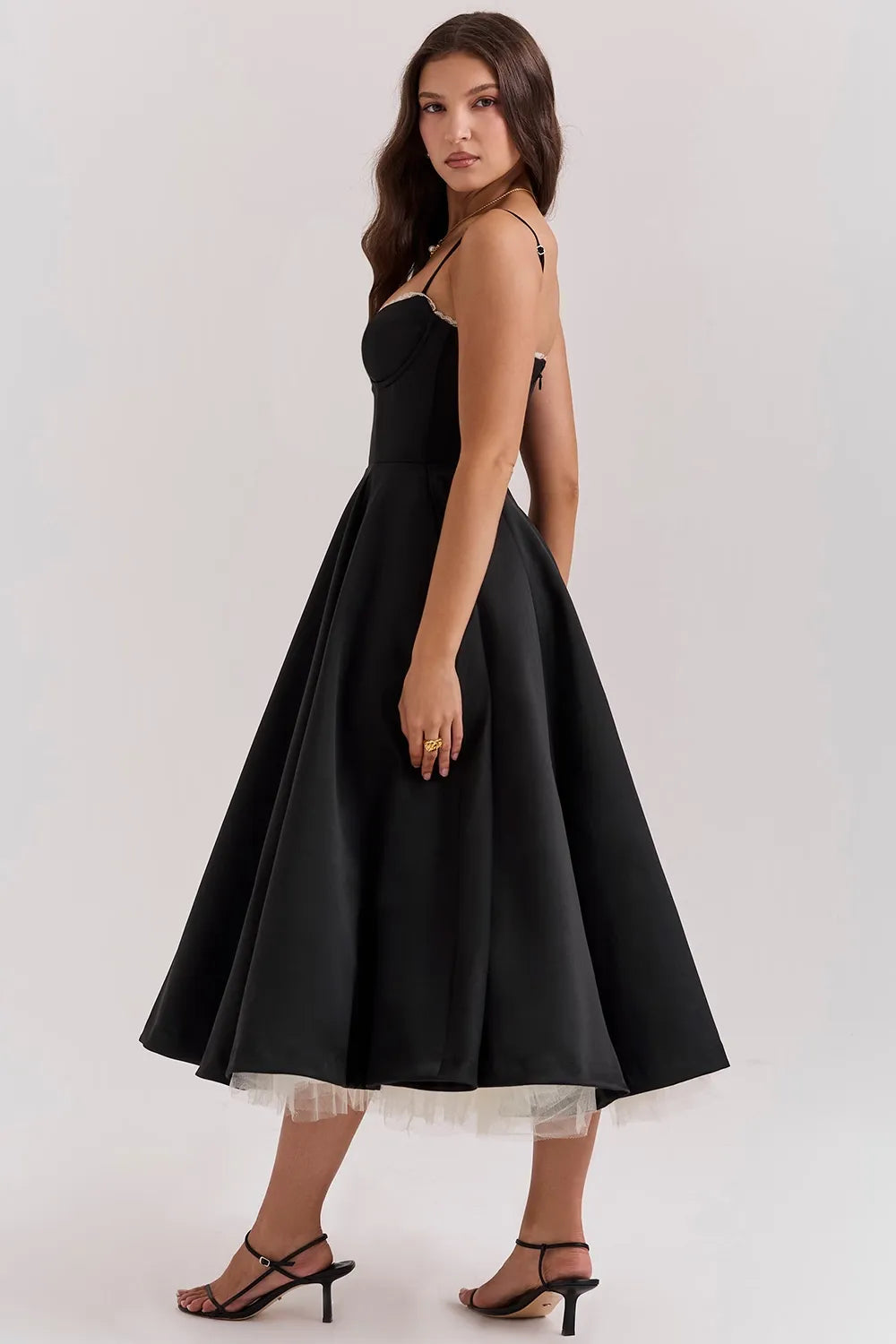 SELENE MIDI-KLEID - SCHWARZ