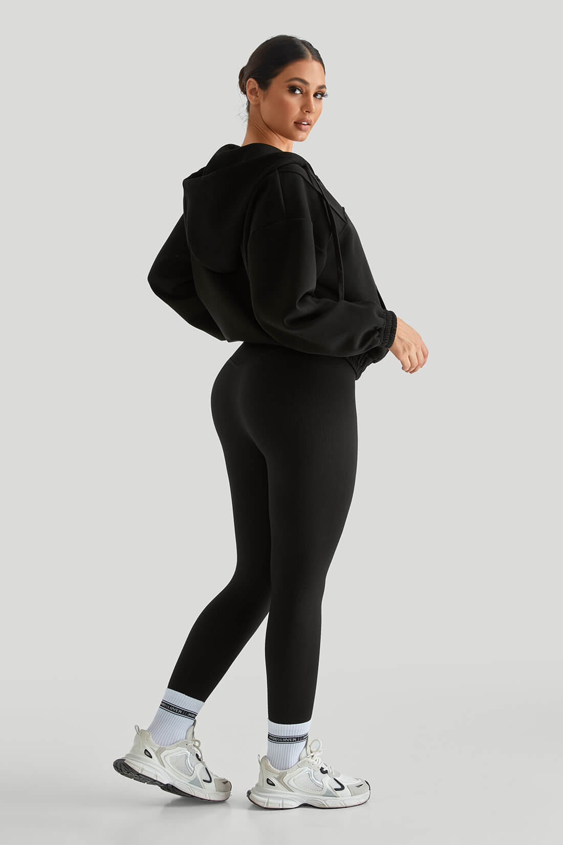 Essentieller Hoodie-Anzug mit Leggings