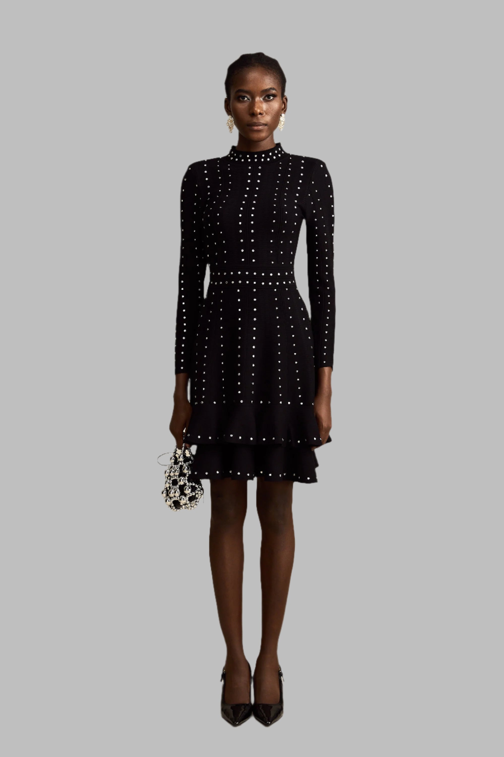 Fabienne -schwarzes, mit Kristallen verziertes, gerafftes Strick-Minikleid