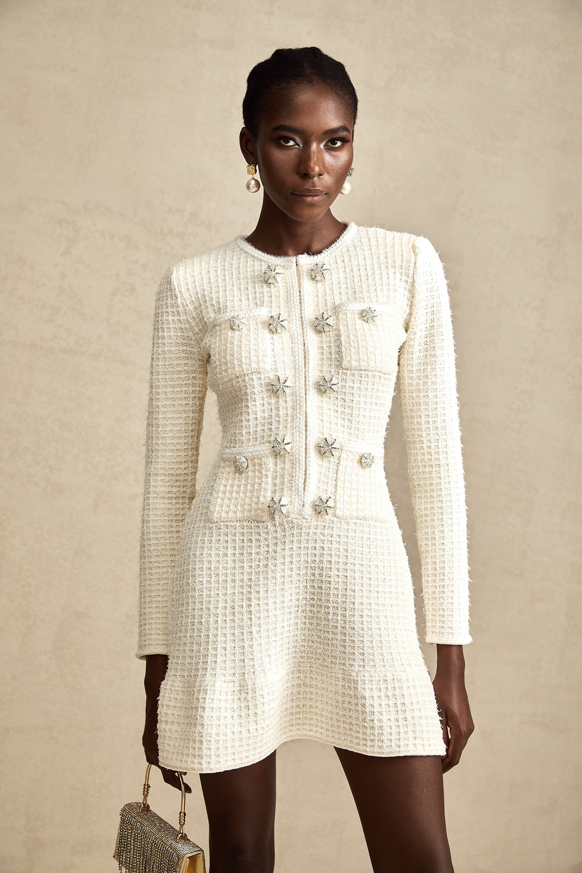 Liane weiße gestrickte ausgestellte Minikleid