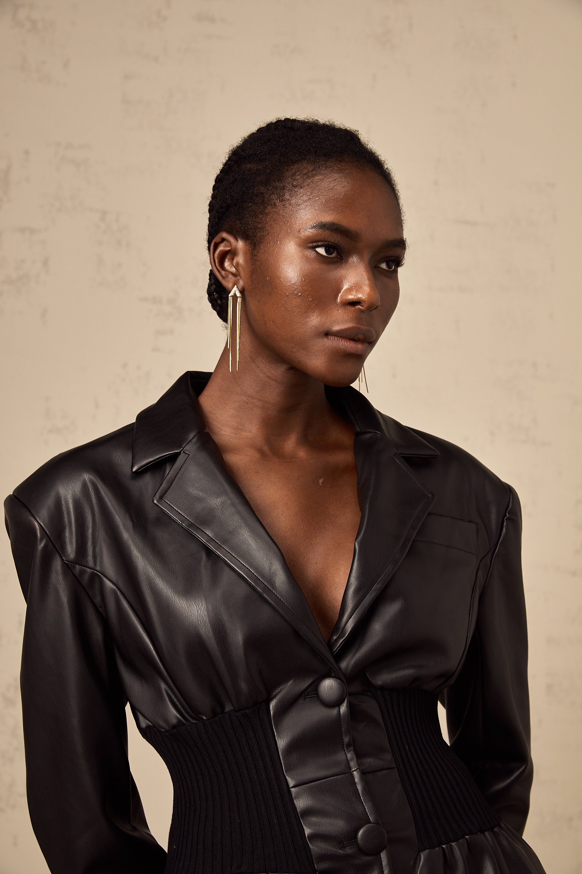 Mirella - schwarze panelled Lederjacke