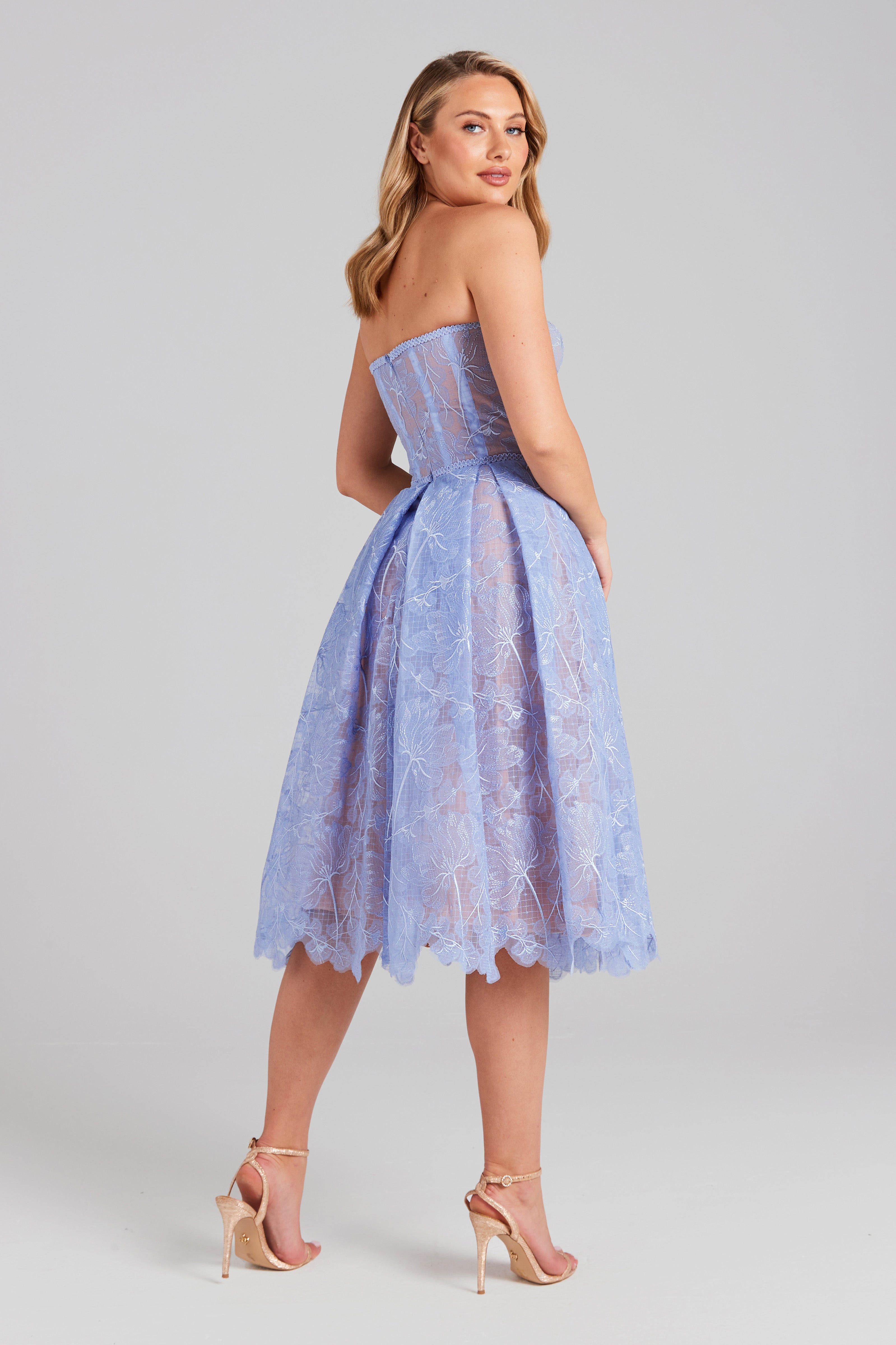 Olivia Blaues Kleid