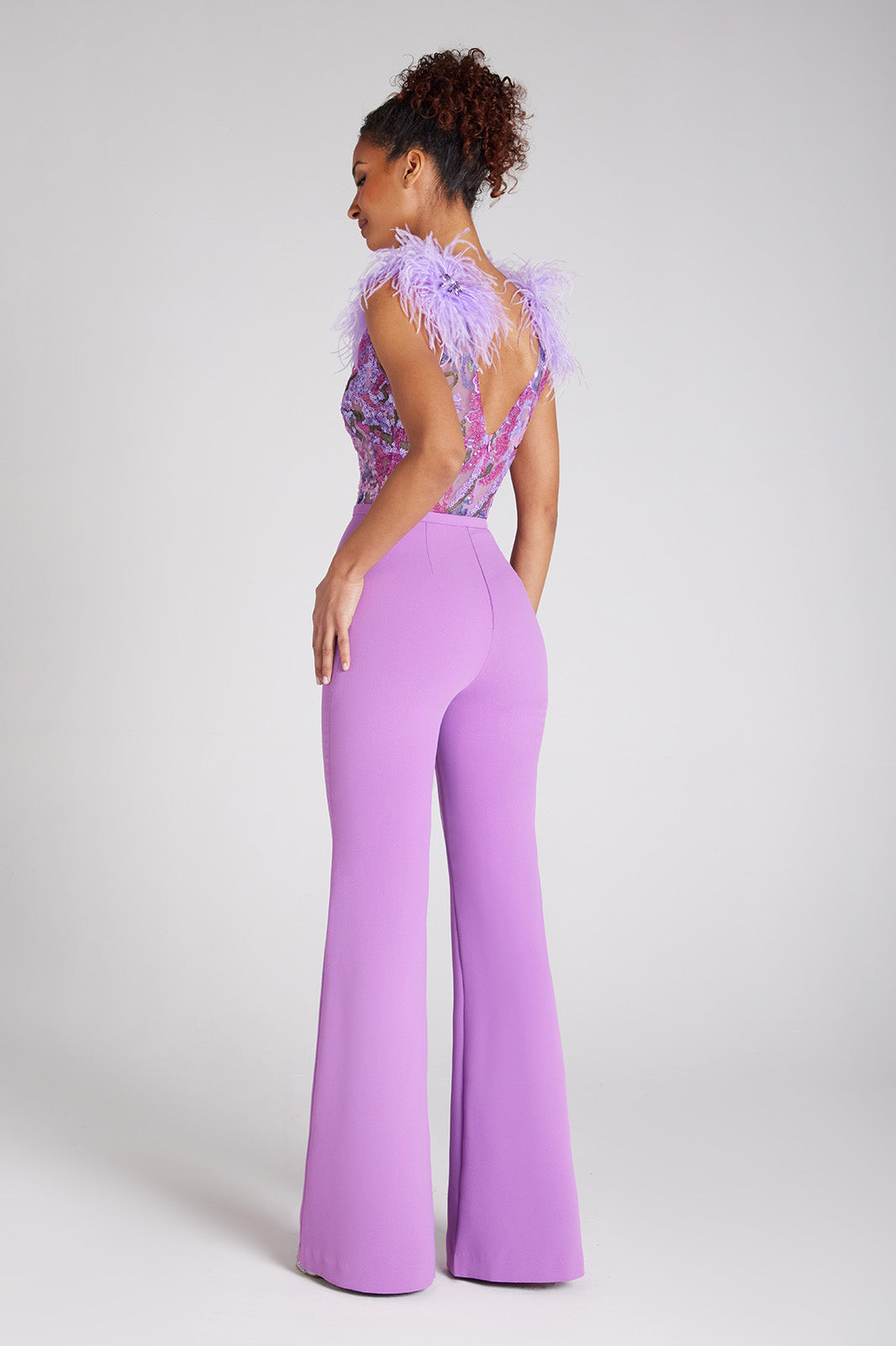 Alicia -Lila Jumpsuit Zeitlose Eleganz