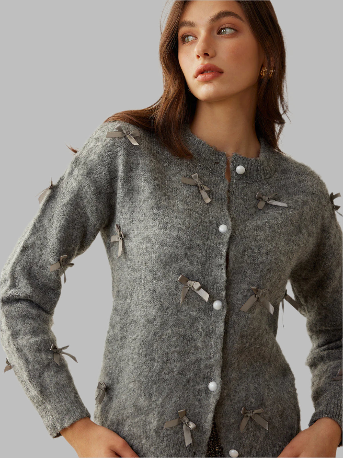 Emma - Strickjacke mit Knöpfen und Schleifen