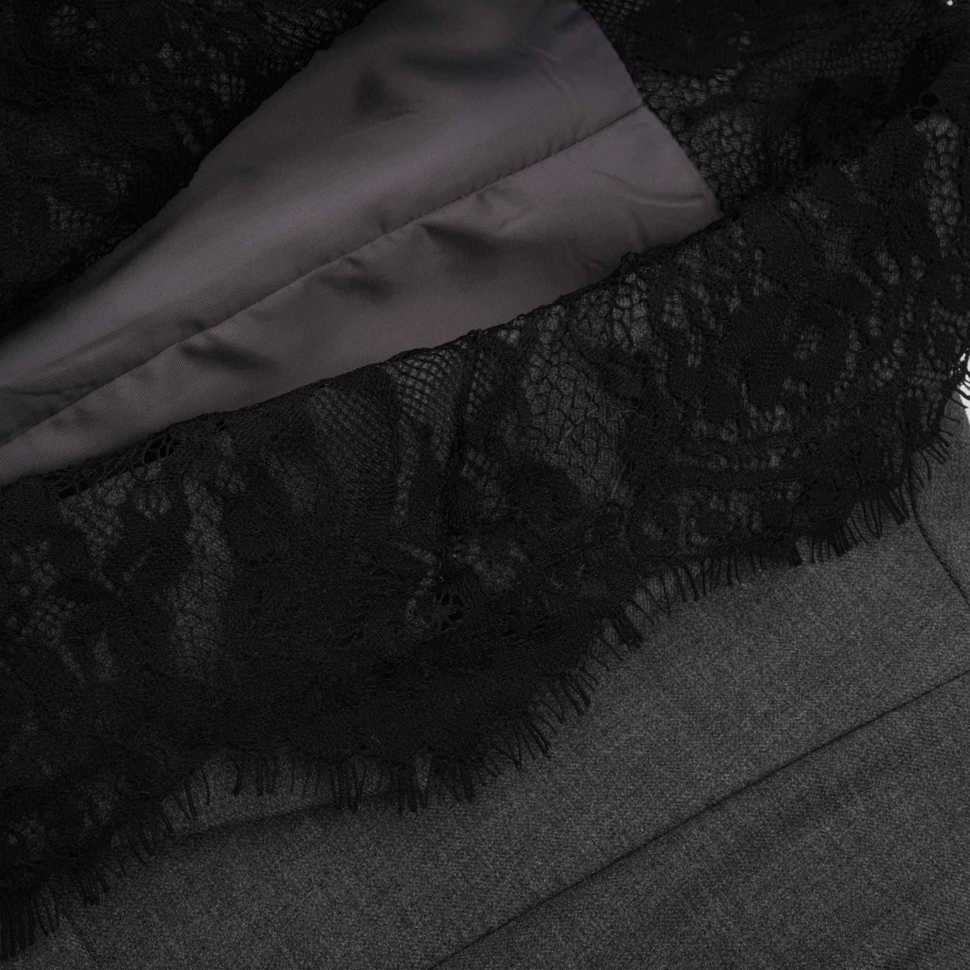 Dianthe grauer Blazer mit Spitze-Details