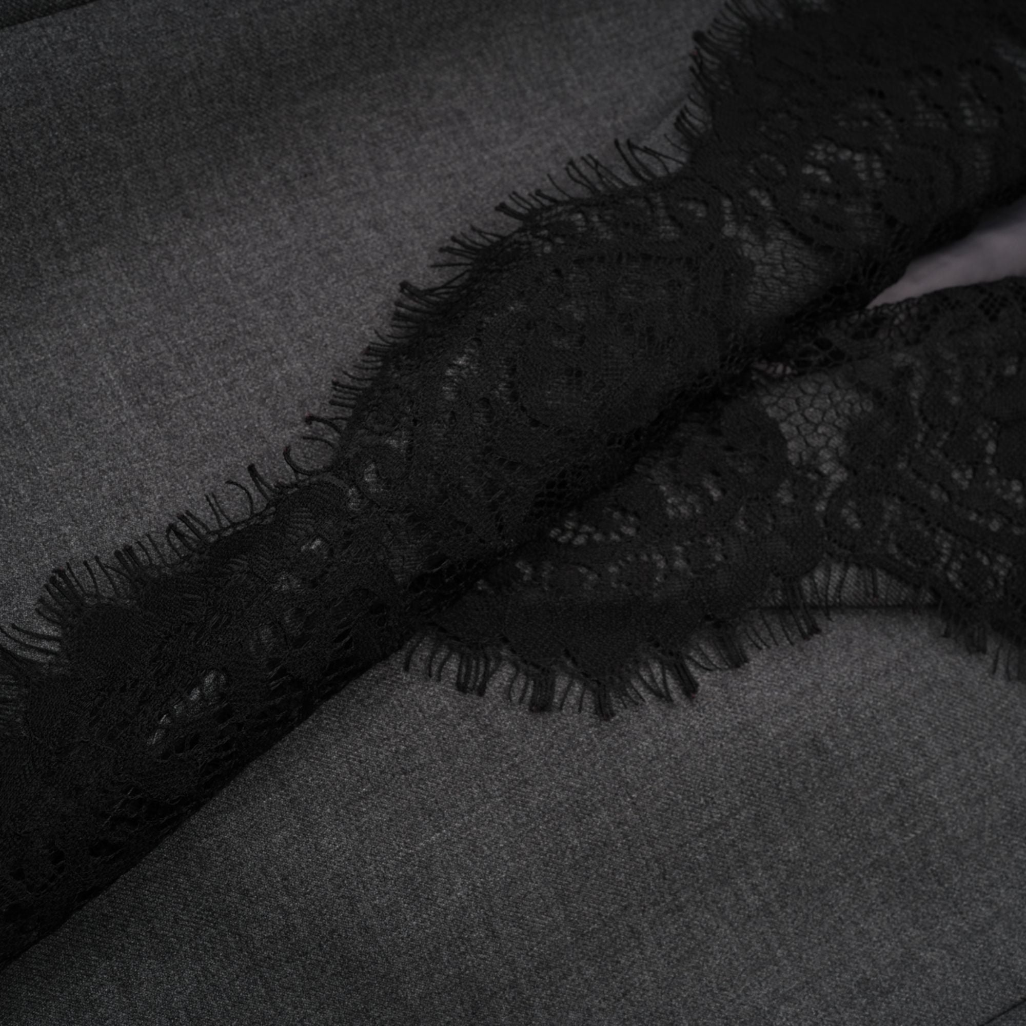 Dianthe grauer Blazer mit Spitze-Details