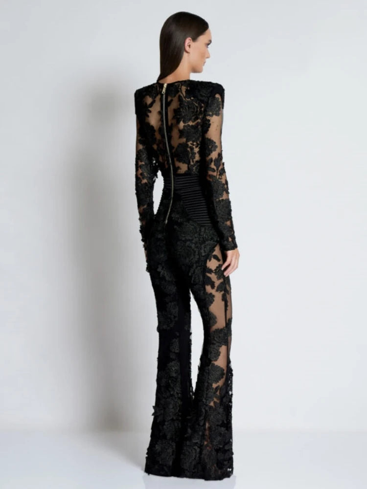 Ambrosia- lange Ärmel Blumen Diamanten Stickerei Jumpsuit.