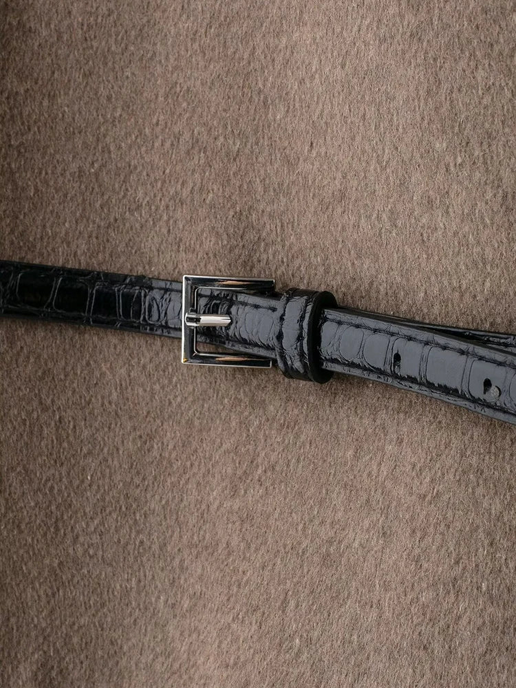 Schicke weiche Jacke mit Gürtel