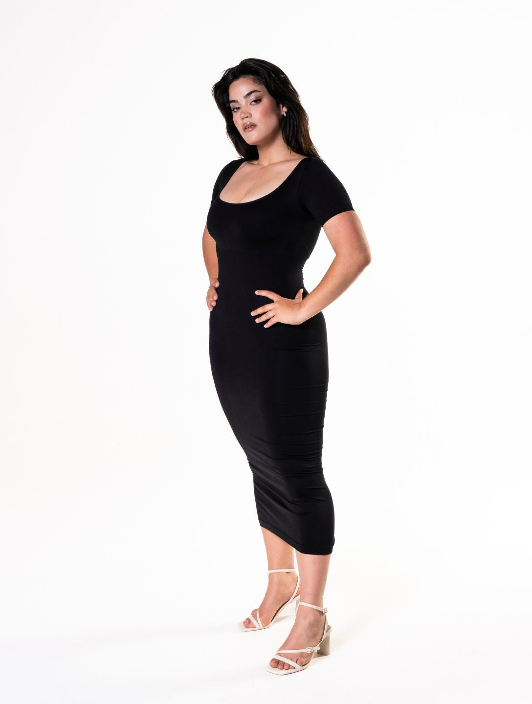 Nancy -bodycon Shapewear Midi Kleid